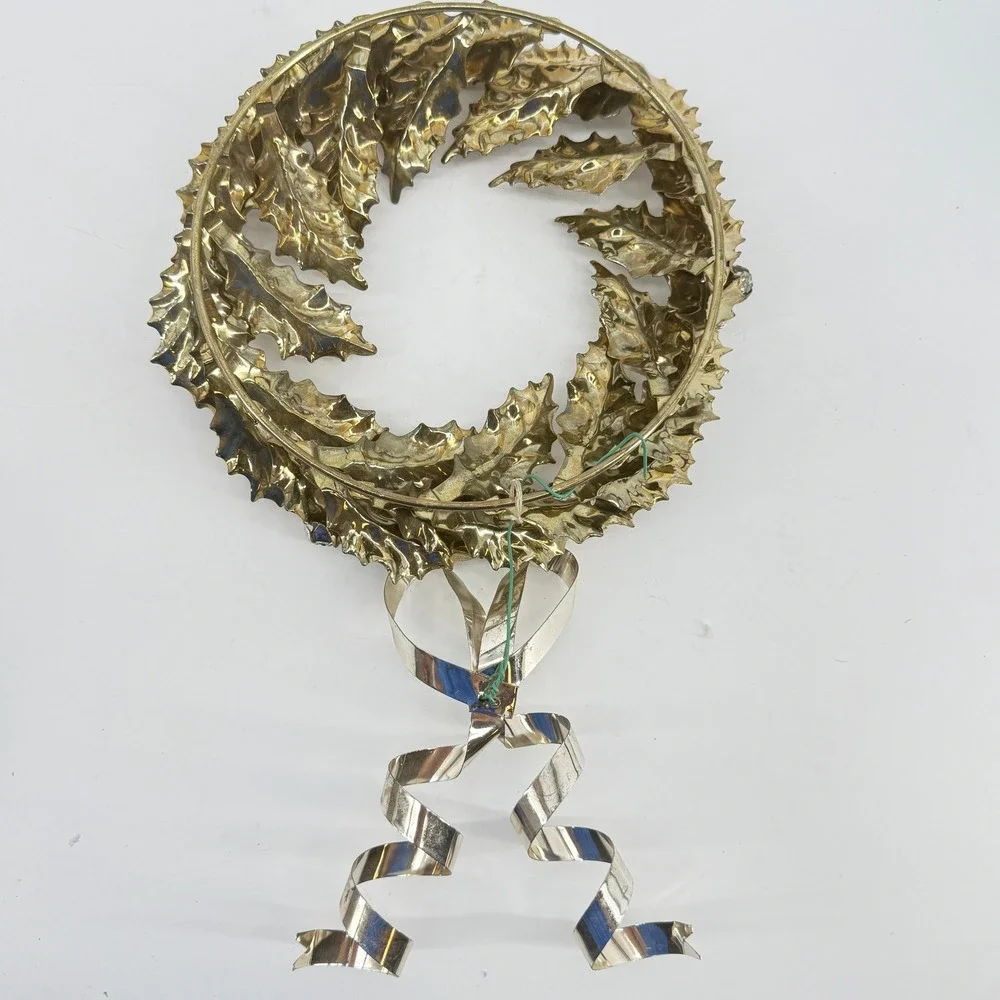 Department 56 Holly Bow Metal Wreath w/Box Home Decor Gold Silver Jingle Bells